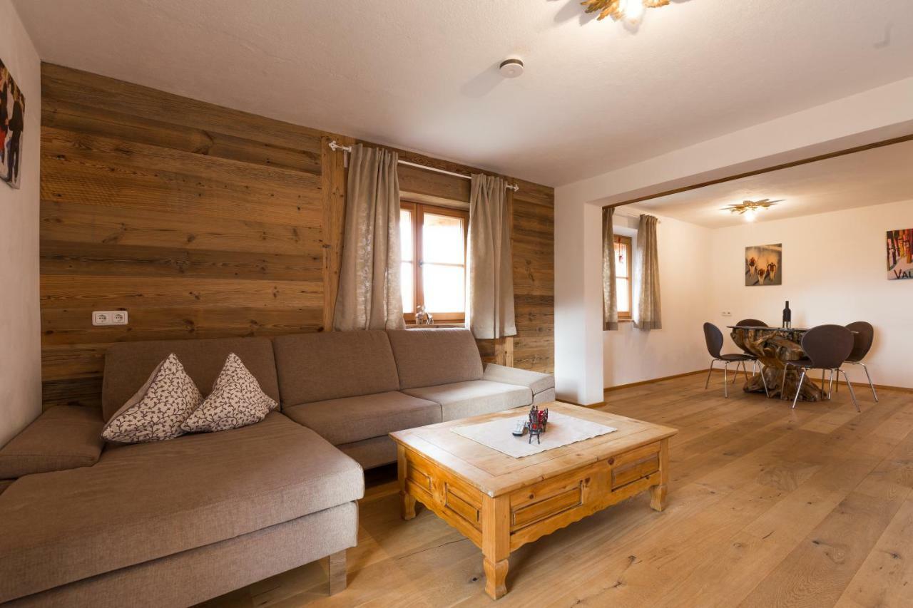 Hausegg Apartamento *